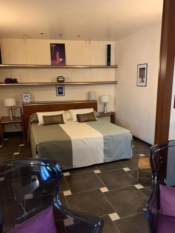 Véritable Suite d'Hotel! Orange (Vaucluse) Esterno foto